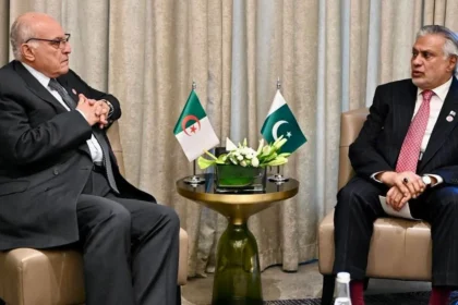 Ahmed Attaf and Muhammad Ishaq Dar hold bilateral meeting in Amman