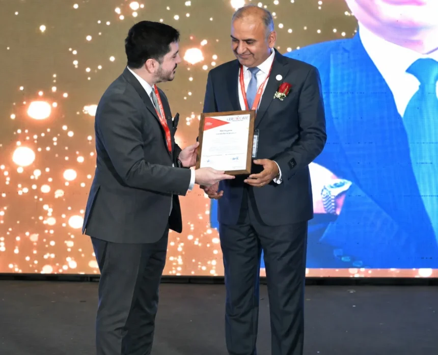 Dr Ramesh Kumar Vankwani honoured with Global Hindu Award 2026 in Calgary