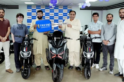 TECNO Pakistan representatives with REVOO e-bike winners