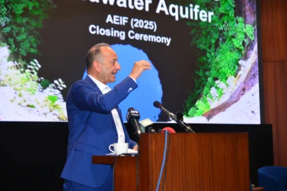 Dr Musadik Masood Malik addressing an event on protecting Islamabad’s aquifers