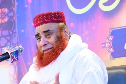 Allama Riaz Hussain Shah addressing a Dars-e-Quran gathering in Rawalpindi