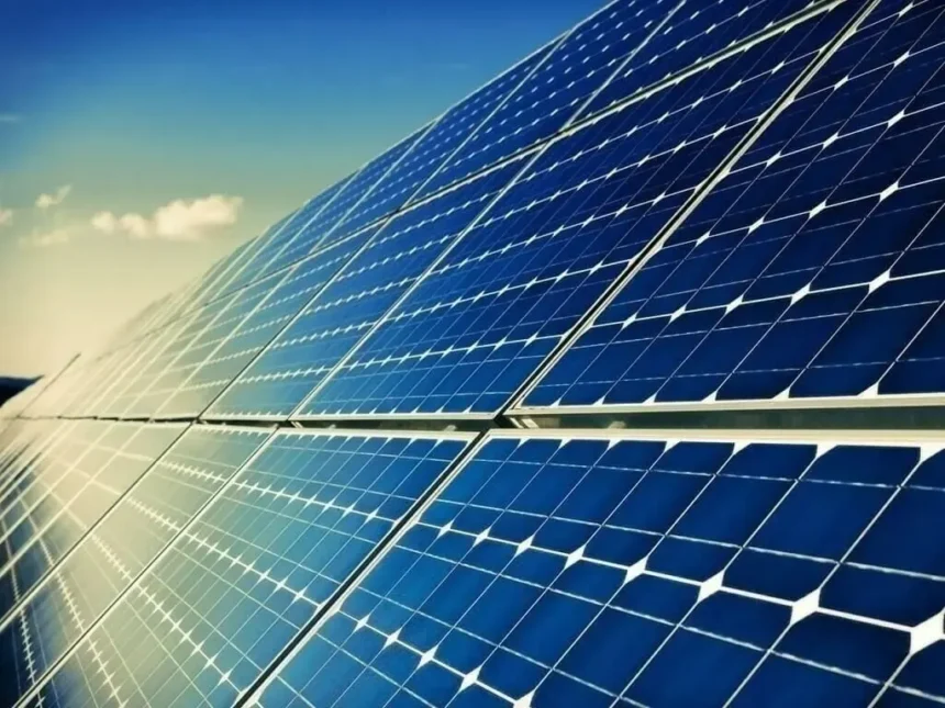 Solar panels representing Pakistan’s renewable energy sector