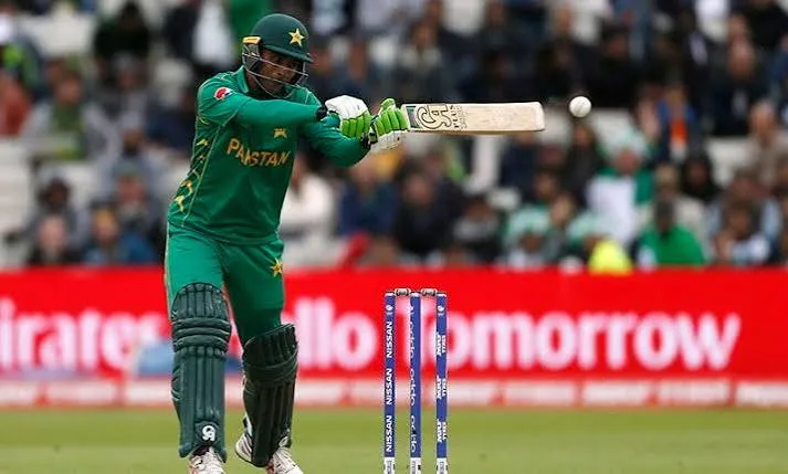 Fakhar Zaman speaks to reporters during Pakistan training at Rawalpindi Cricket Stadium