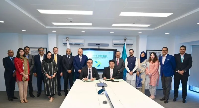 PAFLA and HBL officials at the MoU signing ceremony in Karachi