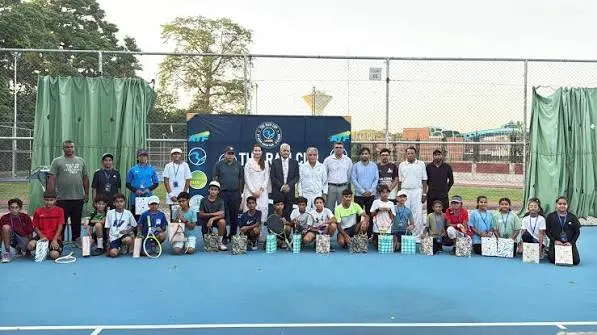 Pakistan Junior Golf Team welcomed by Pakistan Golf Federation officials in Lahore